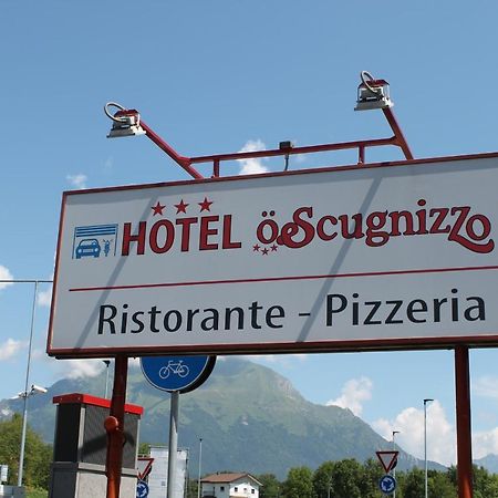 Hotel O'Scugnizzo 2 Беллуно Екстер'єр фото