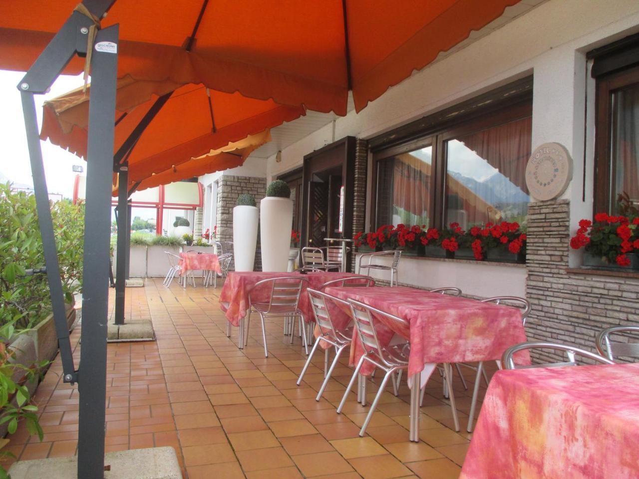 Hotel O'Scugnizzo 2 Беллуно Екстер'єр фото